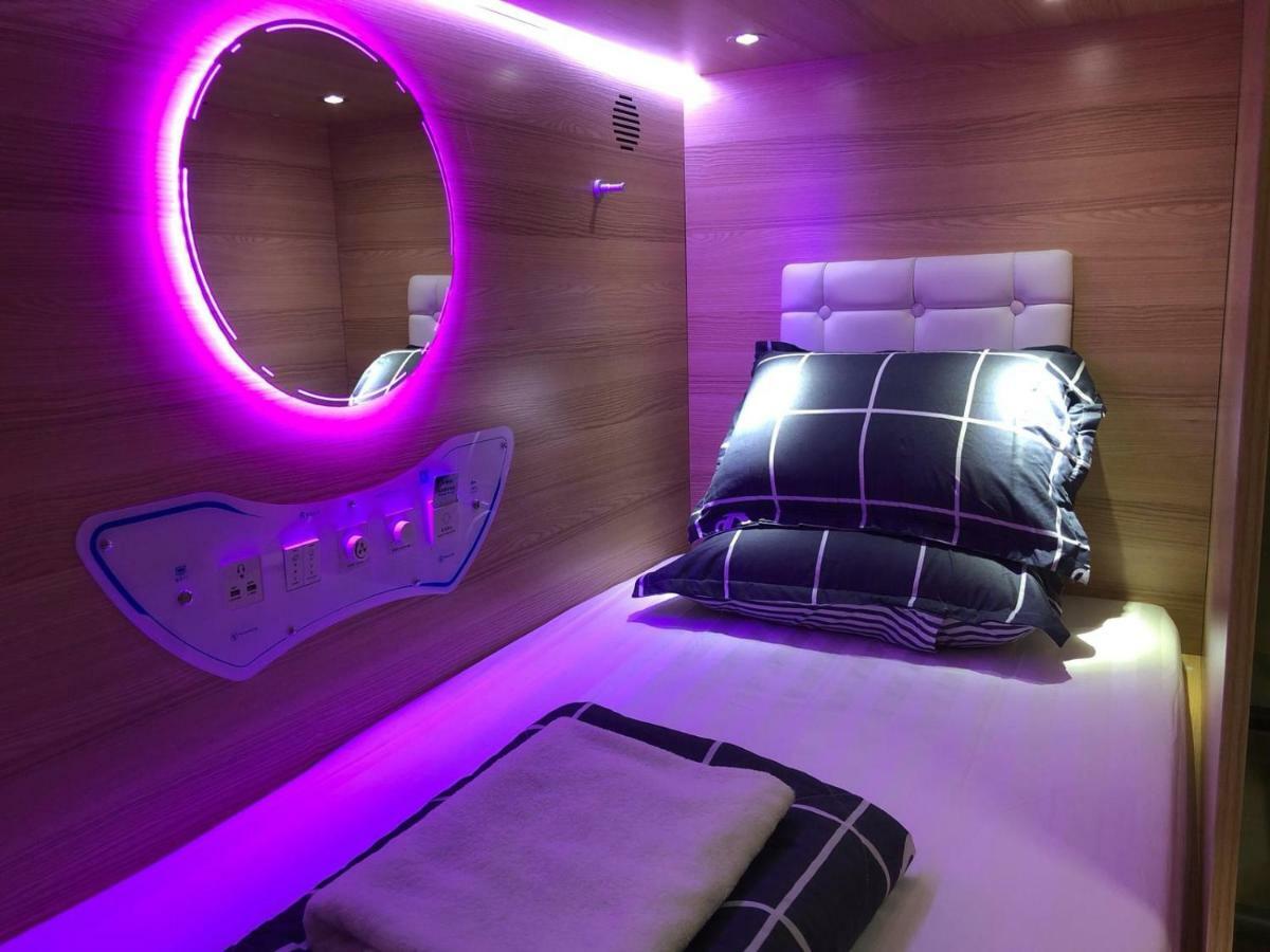 Capsulepod@Aljunied Pansiyon Singapur Dış mekan fotoğraf