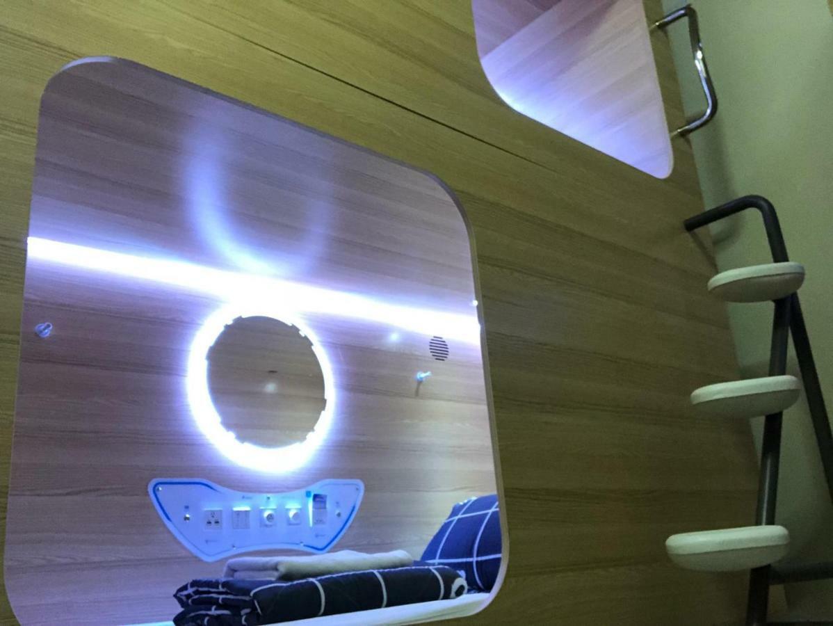 Capsulepod@Aljunied Pansiyon Singapur Dış mekan fotoğraf