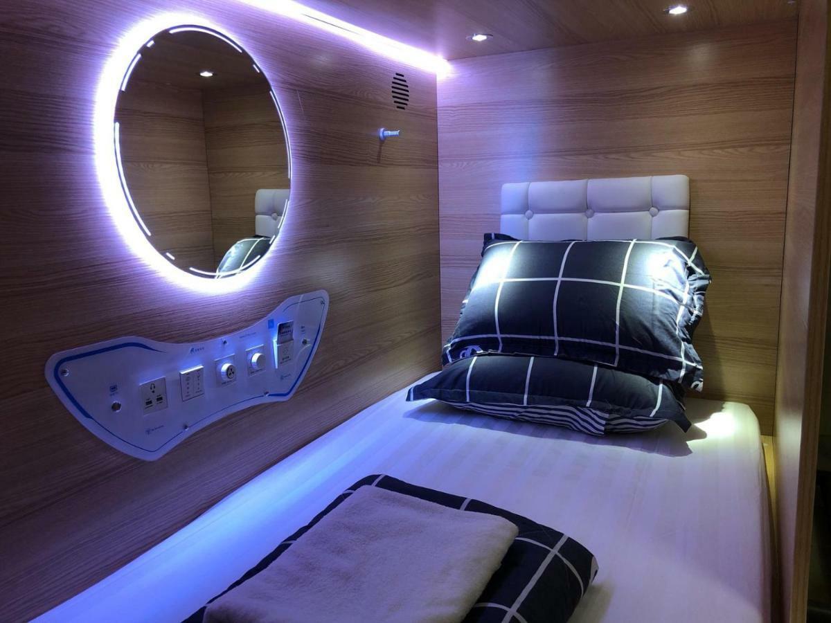 Capsulepod@Aljunied Pansiyon Singapur Dış mekan fotoğraf
