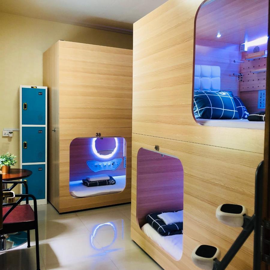 Capsulepod@Aljunied Pansiyon Singapur Dış mekan fotoğraf